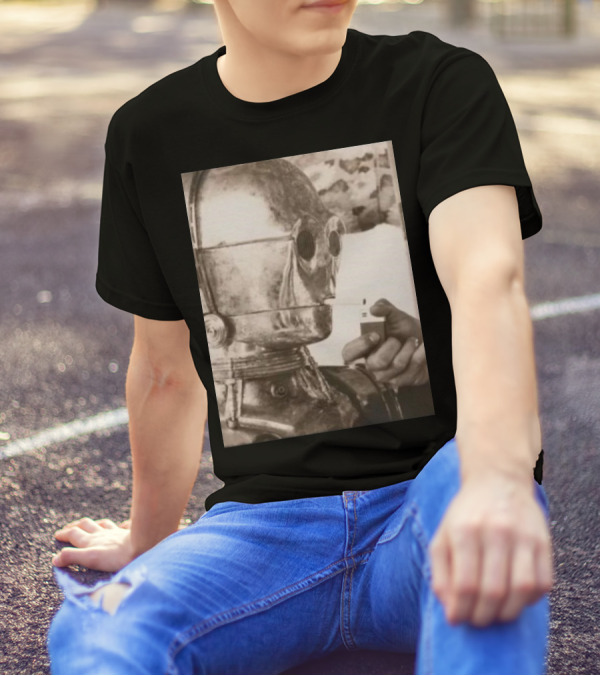 Funny Ahh Tees Cig3po Robot Smoking Cigarette Retro Humorous T-Shirt