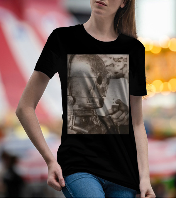 Funny Ahh Tees Cig3po Robot Smoking Cigarette Retro Humorous T-Shirt