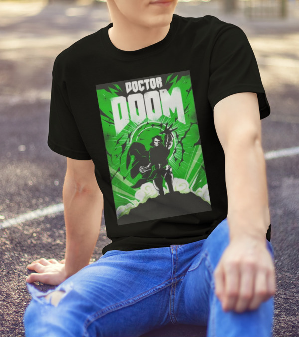 Doctor Doom Doomsday Green Energy Burst Comic Style Villain Power Stance T-Shirt