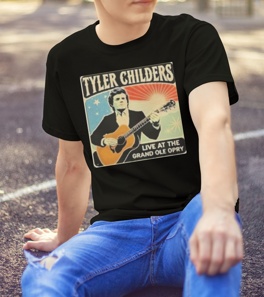 Tyler Childers Live Performance With Guitar At The Grand Ole Opry Iconic Event T-Shirt