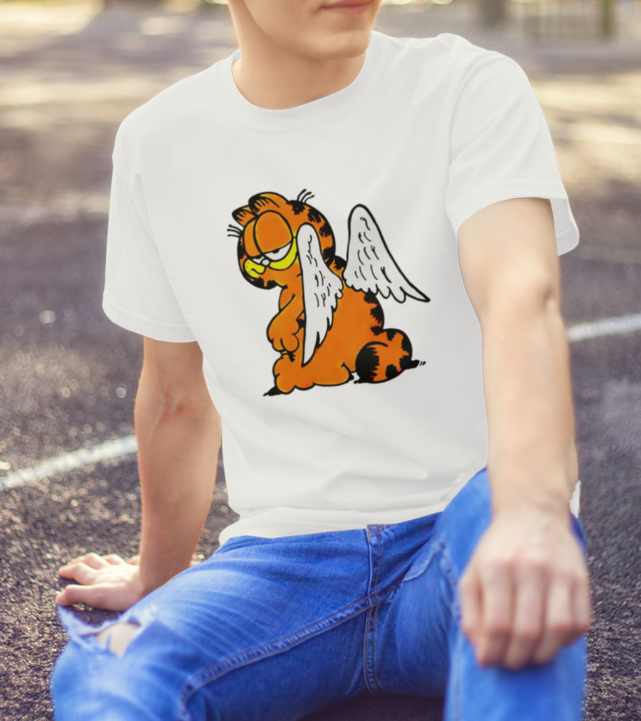 Angel Garfield Funny Vintage Comic Character With Wings T-Shirt
