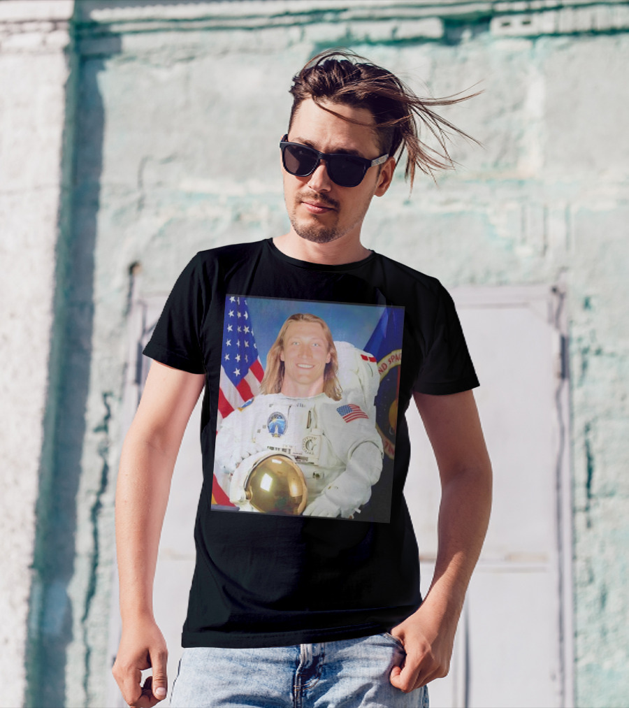 Trevor Lawrence Jacksonville Jaguars Win A Game Or Go To The Moon Astronaut USA Flag T-Shirt