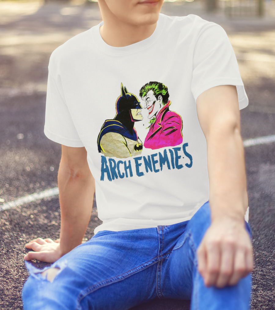 Batman Joker Arch Enemies Comics Face-Off Iconic Showdown T-Shirt