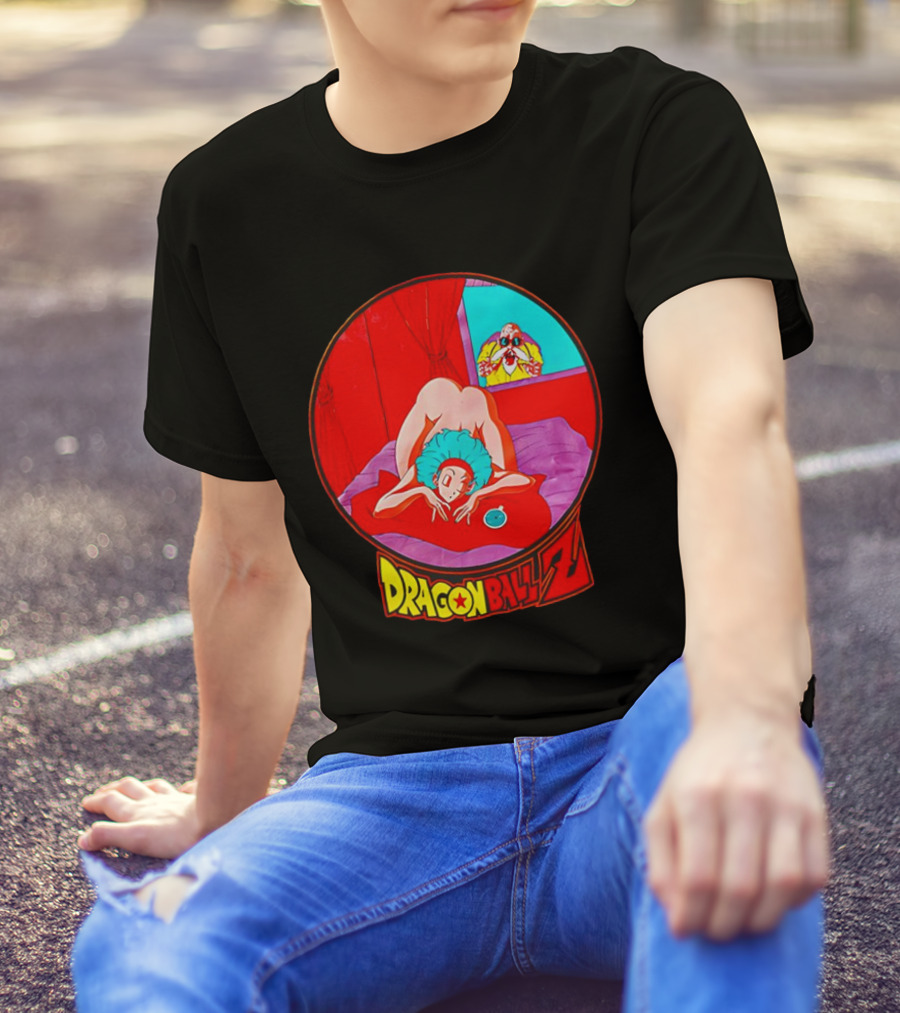 Dragon Ball Z Master Roshi Peeping Vintage Scene With Bulma T-Shirt