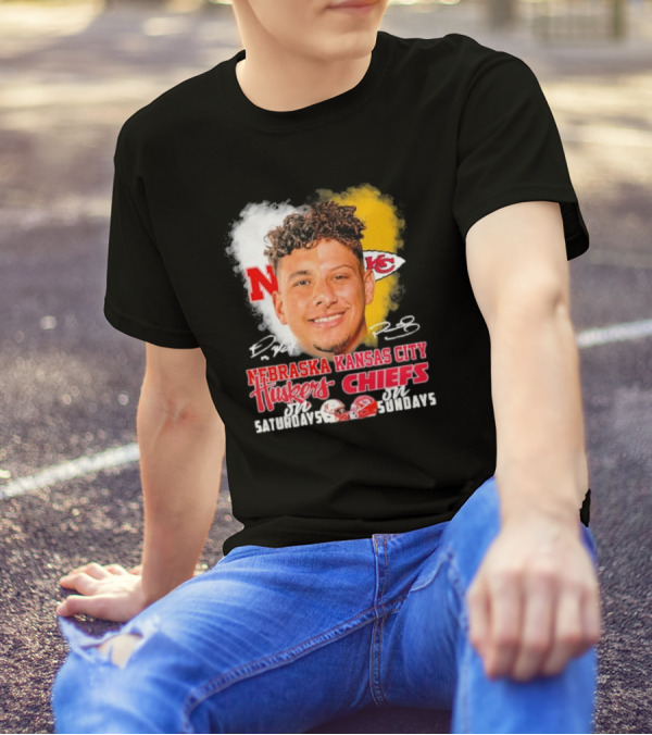 Nebraska Huskers Saturdays Kansas City Chiefs Sundays Raiola Mahomes Signatures T-Shirt