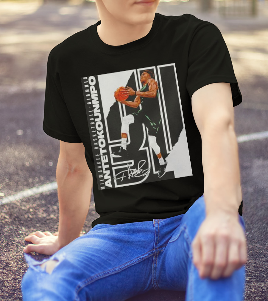 Milwaukee Basketball Giannis Antetokounmpo 34 Signature Dunk T-Shirt