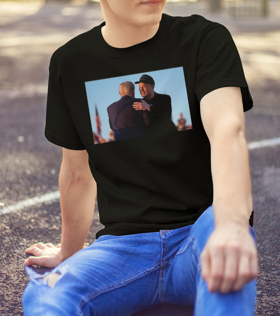 Elon Musk And Trump Hugging At Rally Dark MAGA T-Shirt