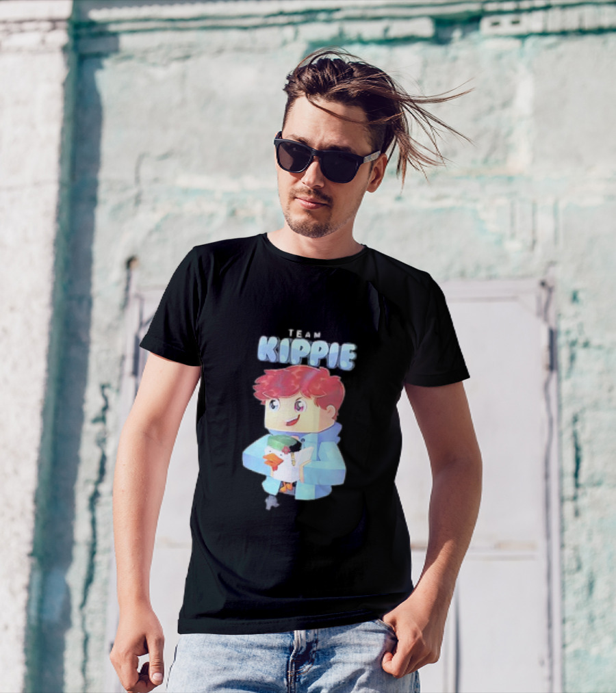 Team Kippie Cartoon Pixel Art Character With Pet Chicken T-Shirt