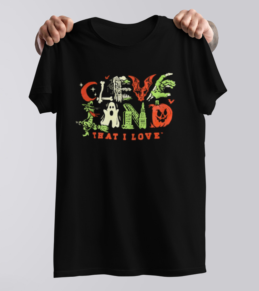 Cleveland That I Love Halloween Ghosts And Bats T-Shirt