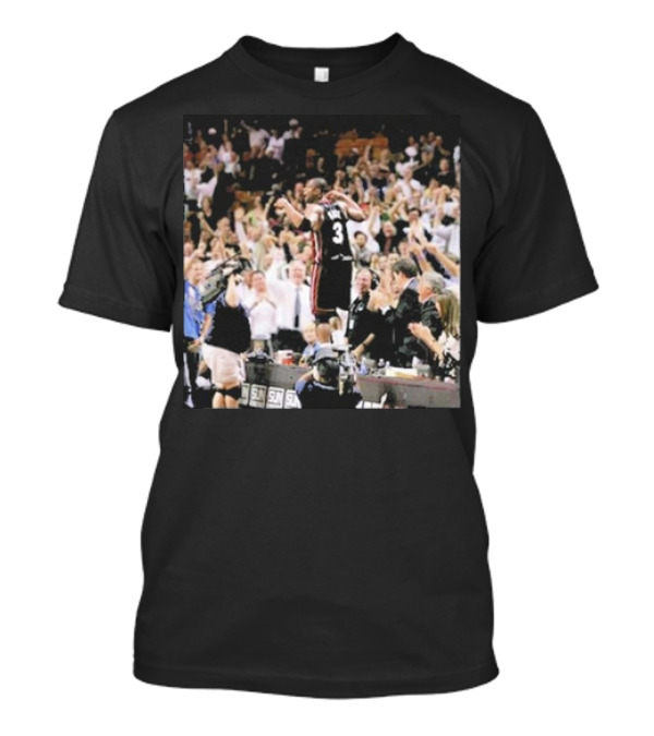Dwyanewade Historic NBA Courtside Celebration Miami Heat #3 Dwyane Wade Moments T-Shirt