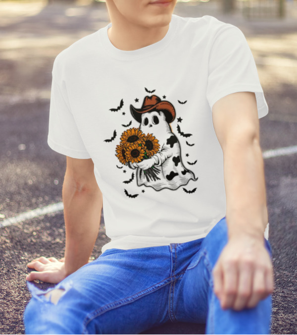 Cute Cowprint Ghost Funny Snarky Boojee Western Halloween Sunflowers Cowboy Hat Bats T-Shirt