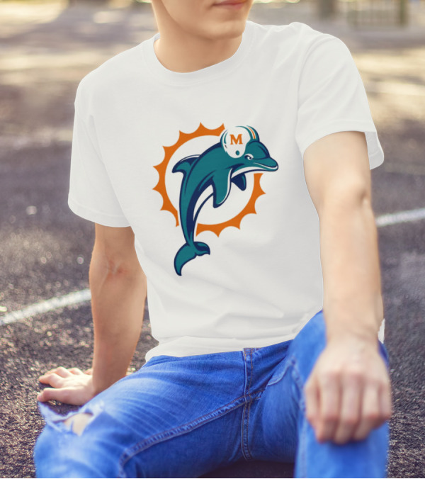 Go Fins Miami Dolphins Football Team Iconic M Helm T-Shirt