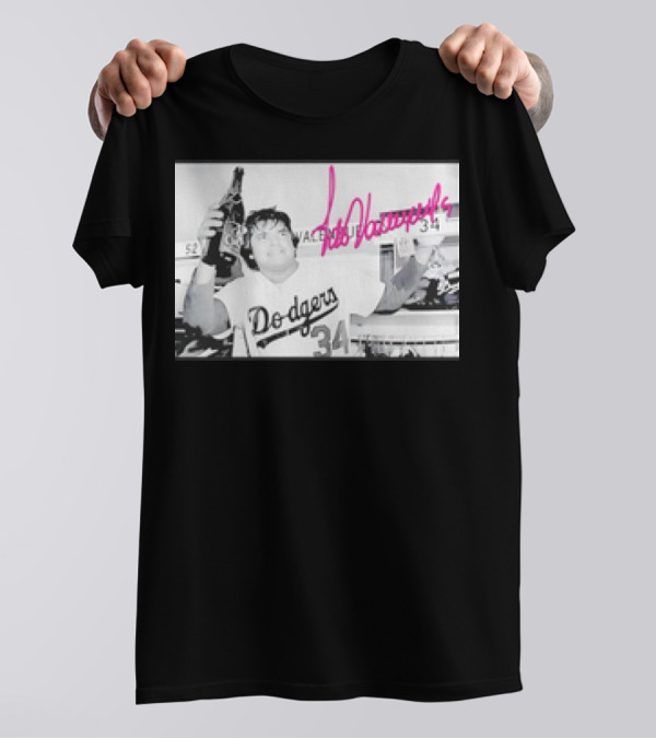 Dodgers Fernando Valenzuela Vintage Photo With Signature Baseball T-Shirt