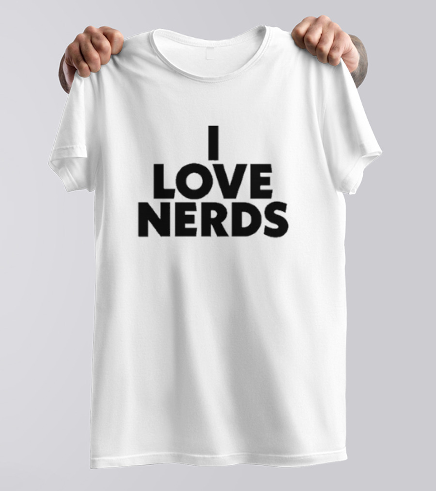 I Love Nerds Kim Kardashian Wearing T-Shirt