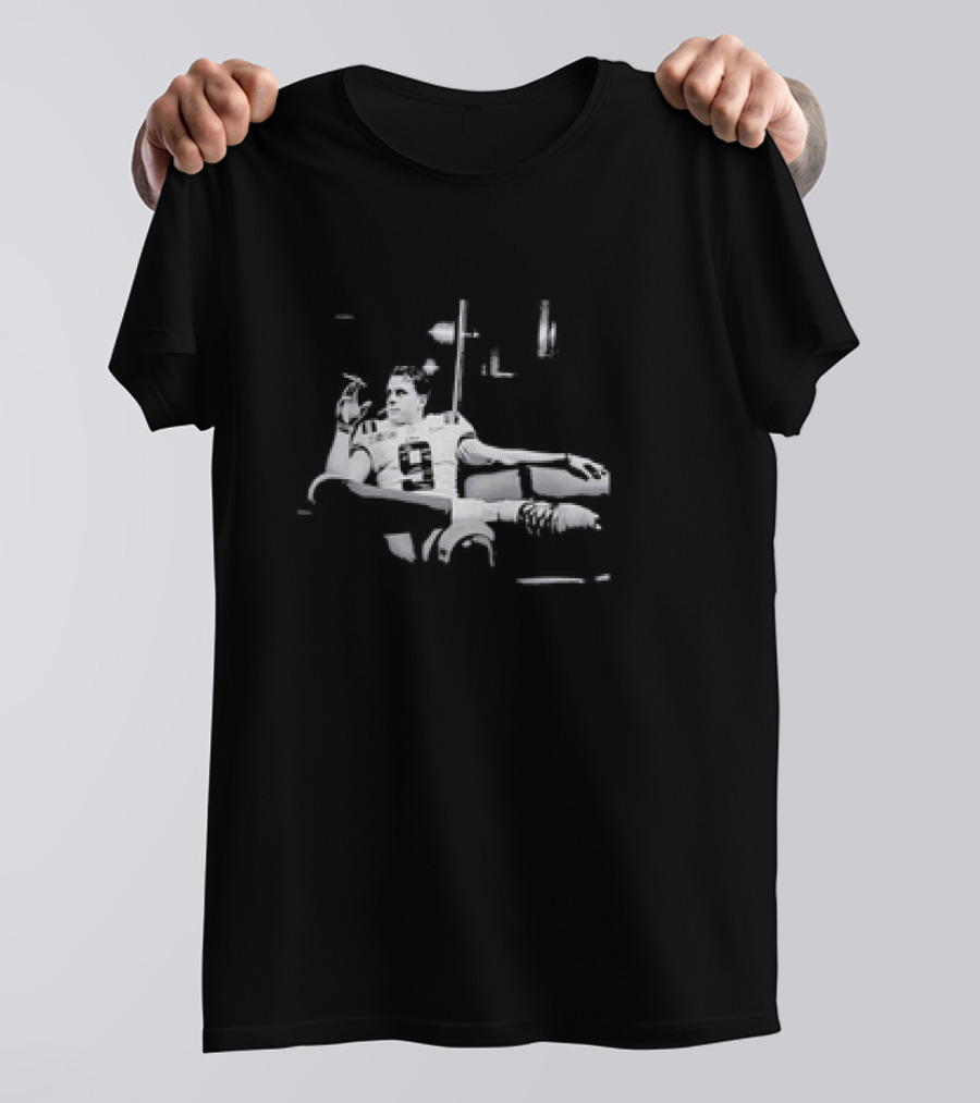 Joe Burrow Cincinnati Bengals Football Retro Photo Smoking Lounge Pose T-Shirt