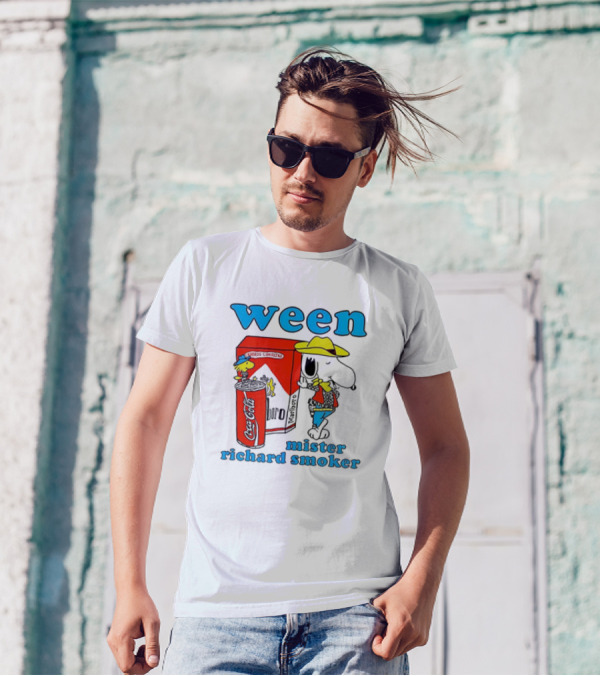 Ween Snoopy Woodstock Peanuts Mister Richard Smoker Marlboro Coca-Cola Cheetos T-Shirt
