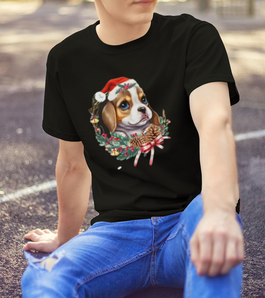 Christmas Beagle With Santa Hat And Holiday Wreath T-Shirt