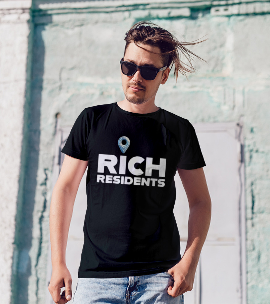 Rich Residents Oversized Pin T-Shirt