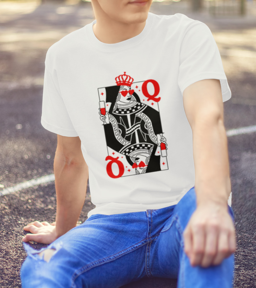 Queen Of Hearts Card Red Heart Glasses T-Shirt