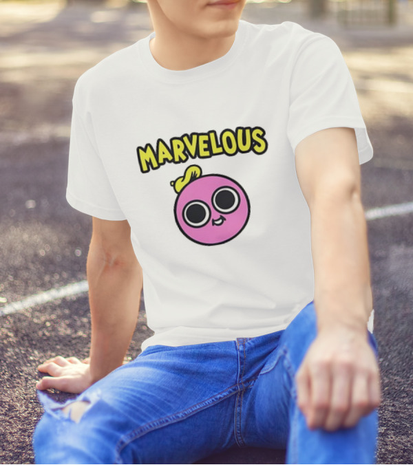 MARVELOUS Cute Pink Smiley Face With Large Eyes And Yellow Hair T-Shirt