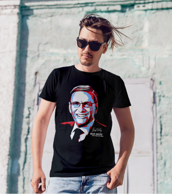 Bud Selig Commissioner Signature Red Blue White T-Shirt