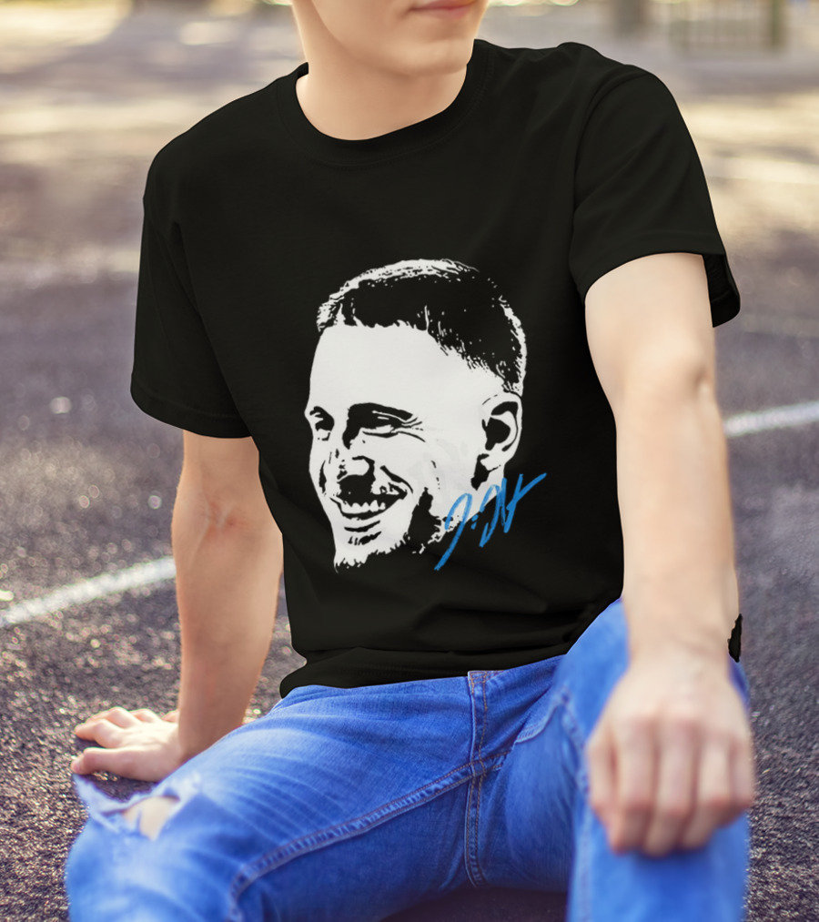 Donte DiVincenzo Signature Minnesota Timberwolves Bigface T-Shirt