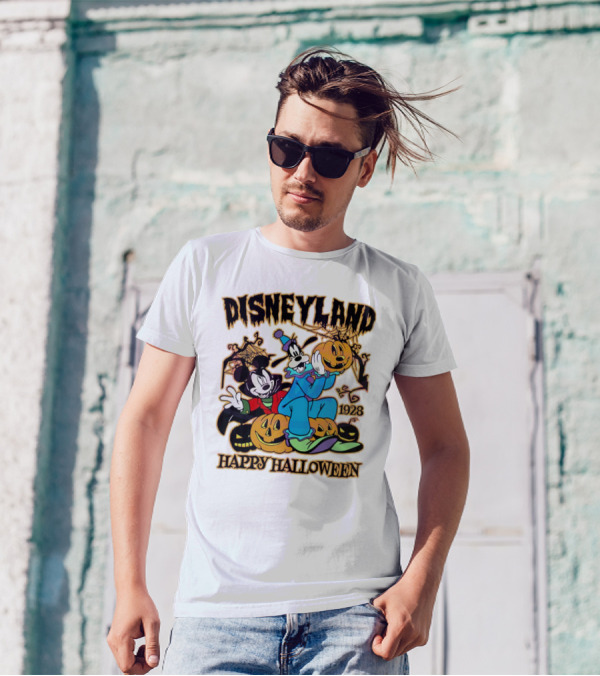 Disneyland Happy Halloween 1928 Mickey Goofy Pumpkins T-Shirt
