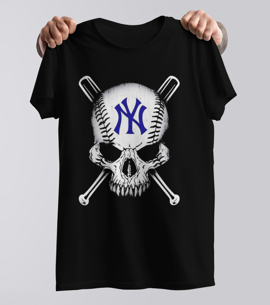 New York Yankees Skull Halloween Baseball Bat Crossbones T-Shirt