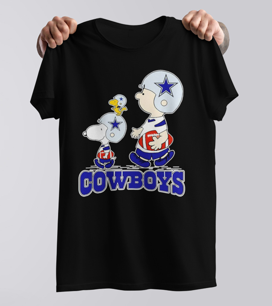Cowboys Snoopy Charlie Brown Woodstock Football Helmets T-Shirt
