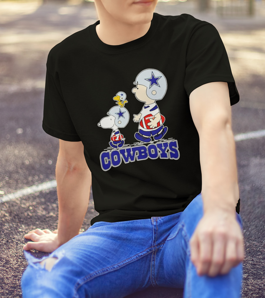 Dallas Cowboys Snoopy Charlie Brown Woodstock Football Helmets T-Shirt