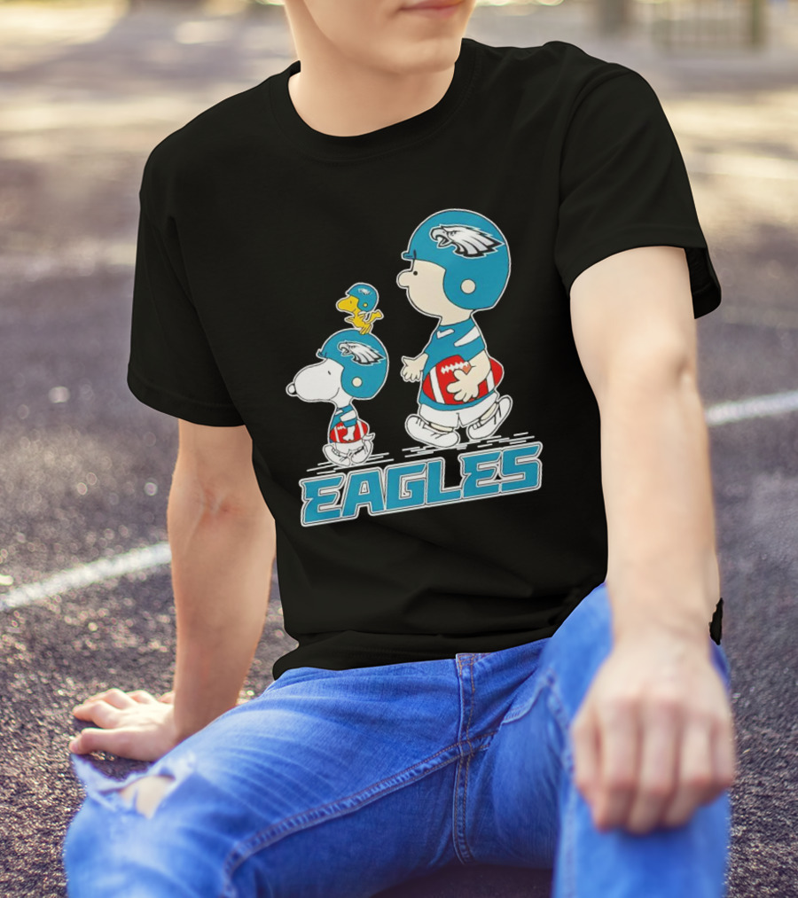 Eagles Football Snoopy Charlie Brown Woodstock Philadelphia T-Shirt