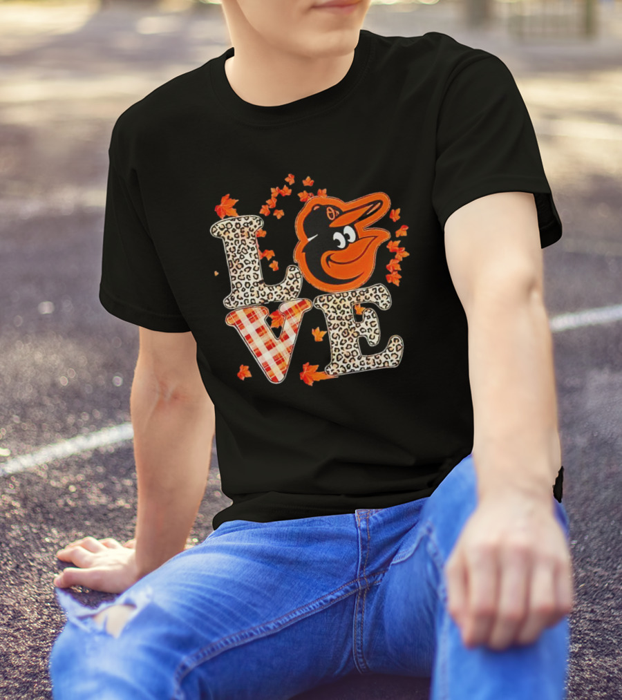 Love Baltimore Orioles Fall Style With Leaves And Classic T-Shirt