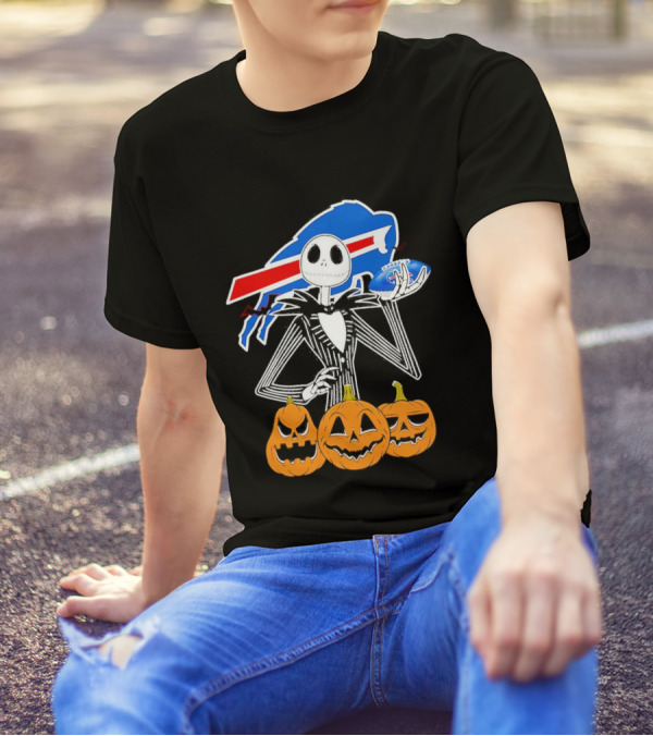 Buffalo Bills Jack Skellington Holding Football Halloween Pumpkins T-Shirt
