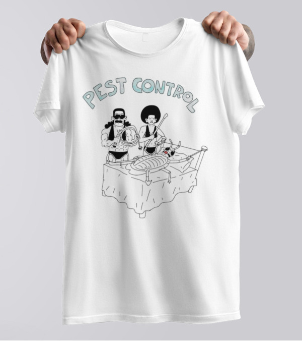 Pest Control Cartoon Insect Gangsters Magnifying Glass Table Scene T-Shirt