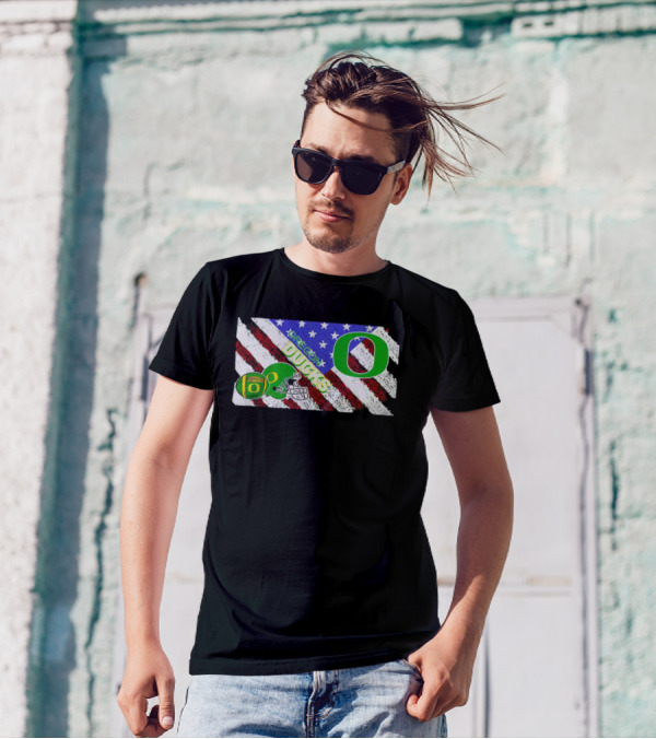 Oregon Ducks American Flag Helmet NCAA T-Shirt