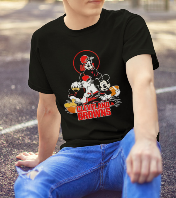Cleveland Browns NFL Mickey Mouse Donald Duck Goofy Football Team T-Shirt
