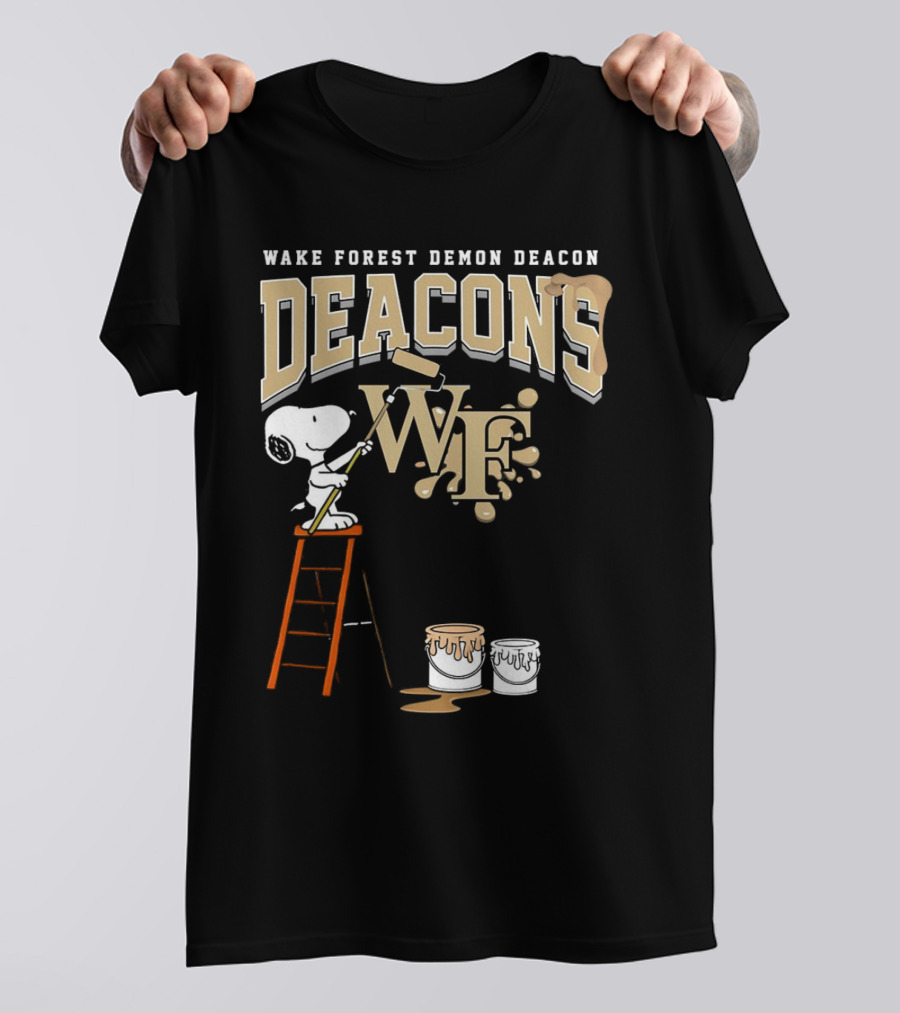 Wake Forest Demon Deacons Snoopy Painting Team Spirit T-Shirt