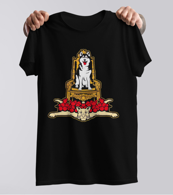 Washington Huskies King Of The Apple Throne With Cougar Rug T-Shirt