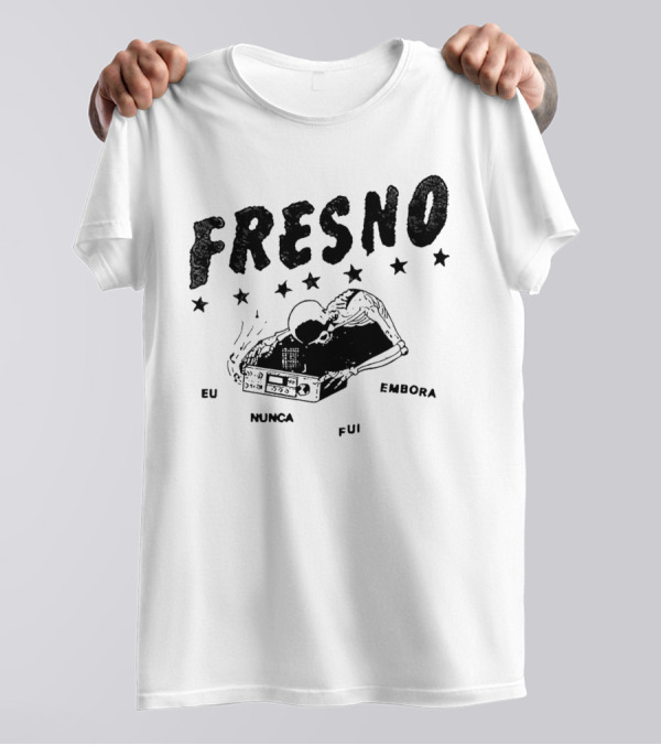 Fresno Eu Nunca Fui Embora Skeleton Cassette Stars T-Shirt