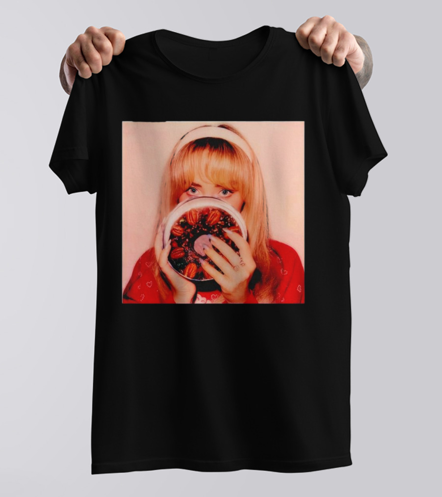 Sabrina Carpenter Holding Fruitcake With Pecans And Heart T-Shirt