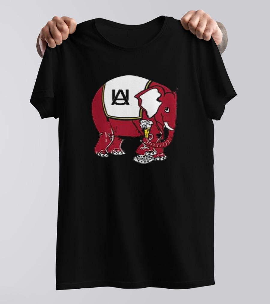 Aaron Estrada 1950s Alabama Elephant Holding Mug T-Shirt