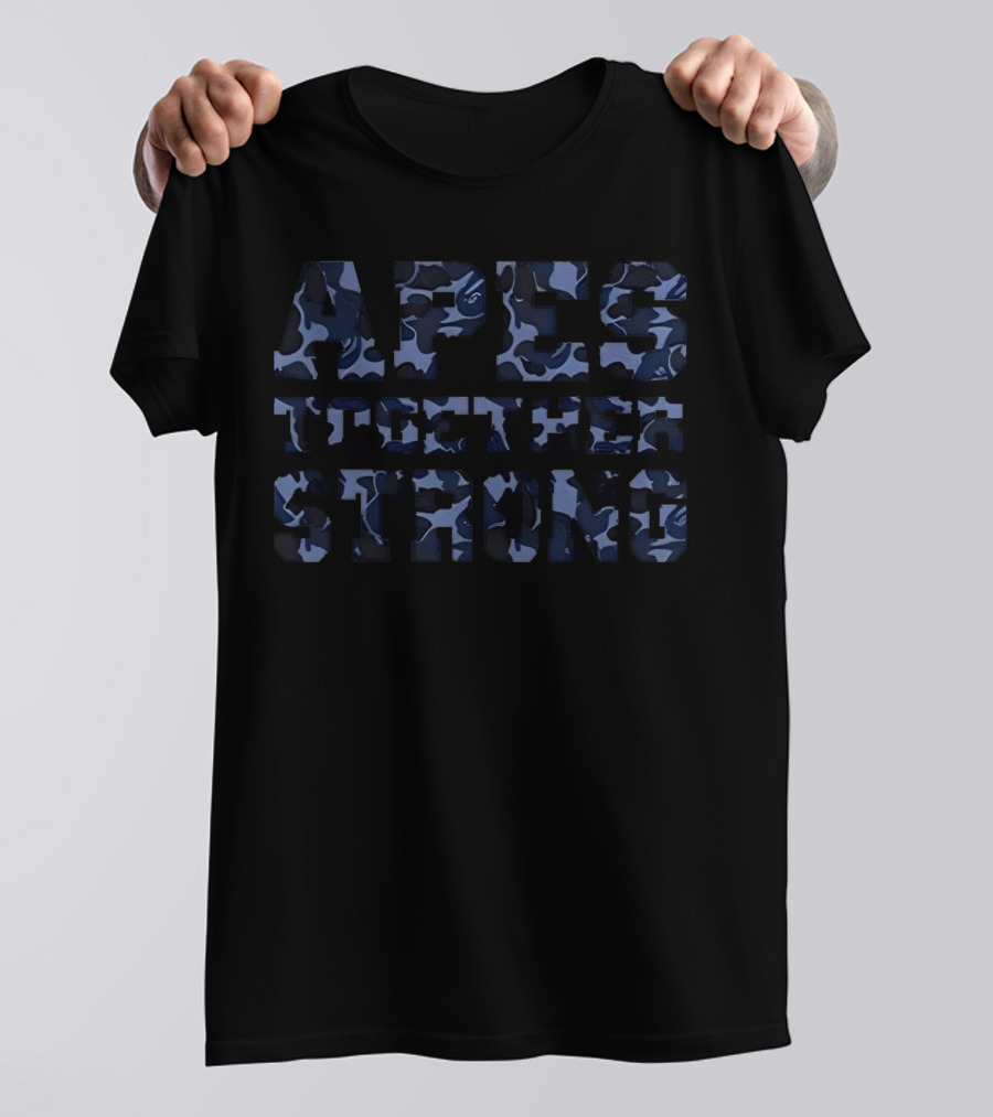 APES TOGETHER STRONG Camouflage T-Shirt