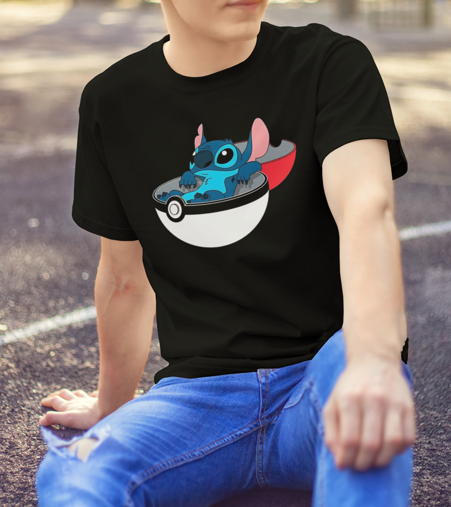 The Stitch Relaxing In Poké Ball Fusion Concept T-Shirt