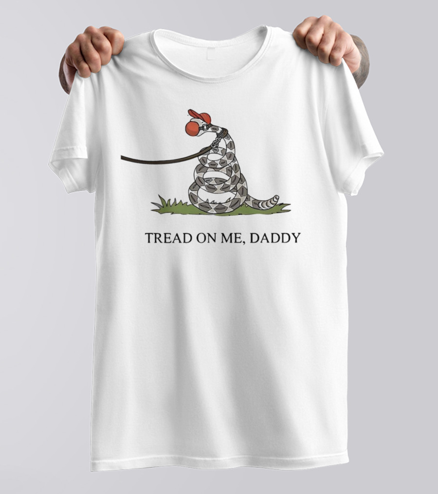 Snake Boxing Gloves Tread On Me Daddy T-Shirt