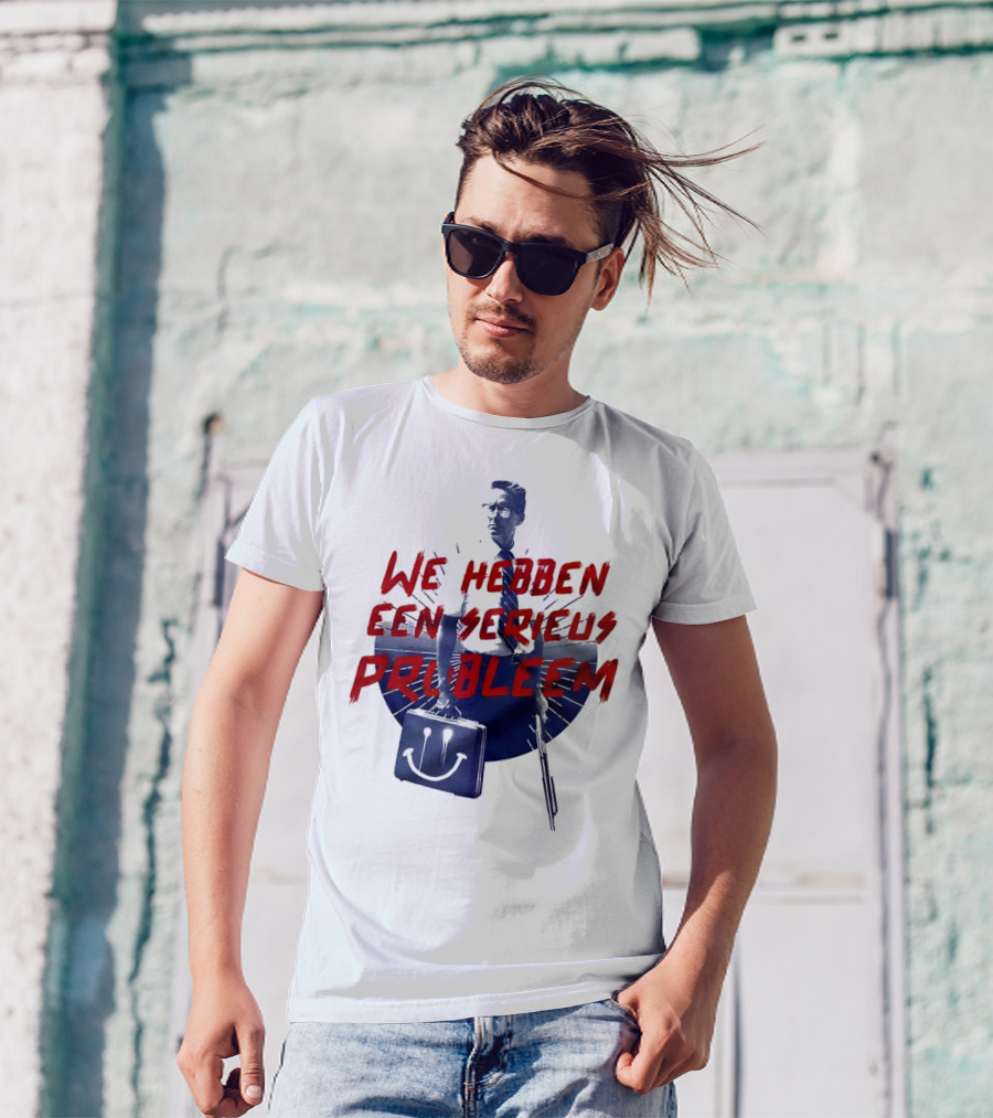We Hebben Een Serieus Probleem Smiley Bag Man In Shadow T-Shirt