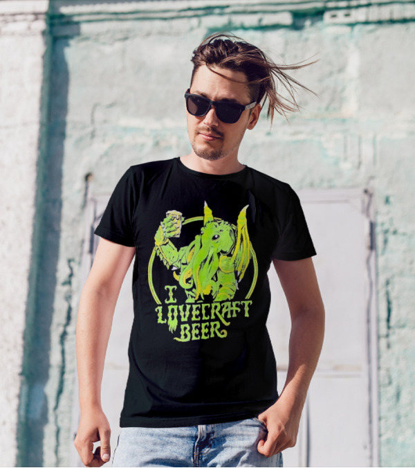 Cthulhu I Love Craft Beer Green Creature Holding Mug T-Shirt