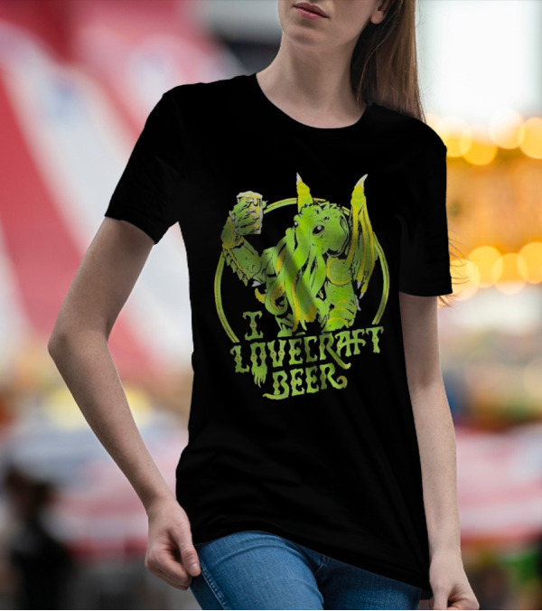 Cthulhu I Love Craft Beer Green Creature Holding Mug T-Shirt
