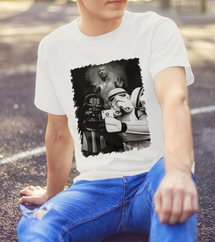 Star Wars Darth Vader And Stormtrooper Taking Selfie With Han Solo Frozen In Carbonite T-Shirt