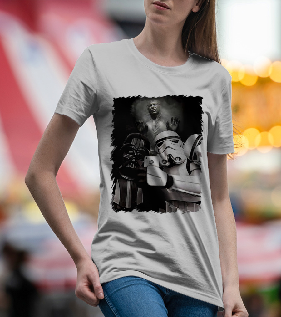 Star Wars Darth Vader And Stormtrooper Taking Selfie With Han Solo Frozen In Carbonite T-Shirt
