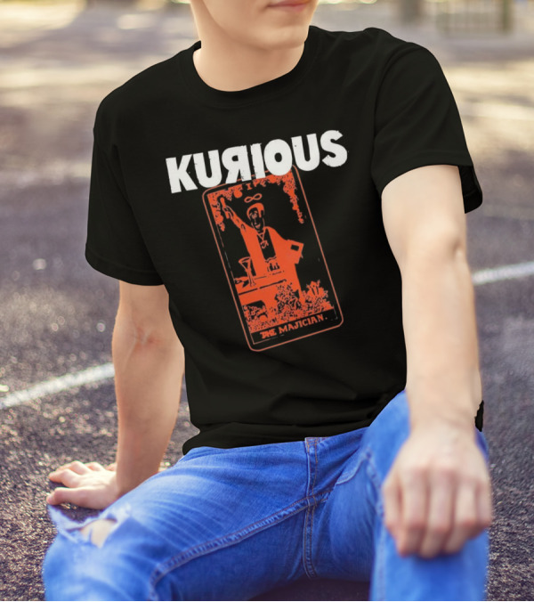 Kurious Gasdrawls The Majician Tarot Card T-Shirt